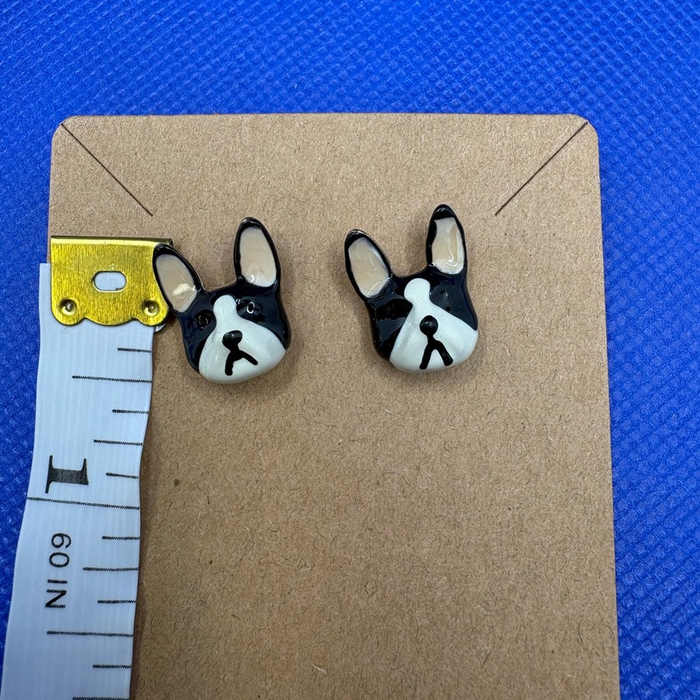 Black White French Bulldog Stud Earrings Cute Dog Face Resin Jewelry - Picture 3 of 4